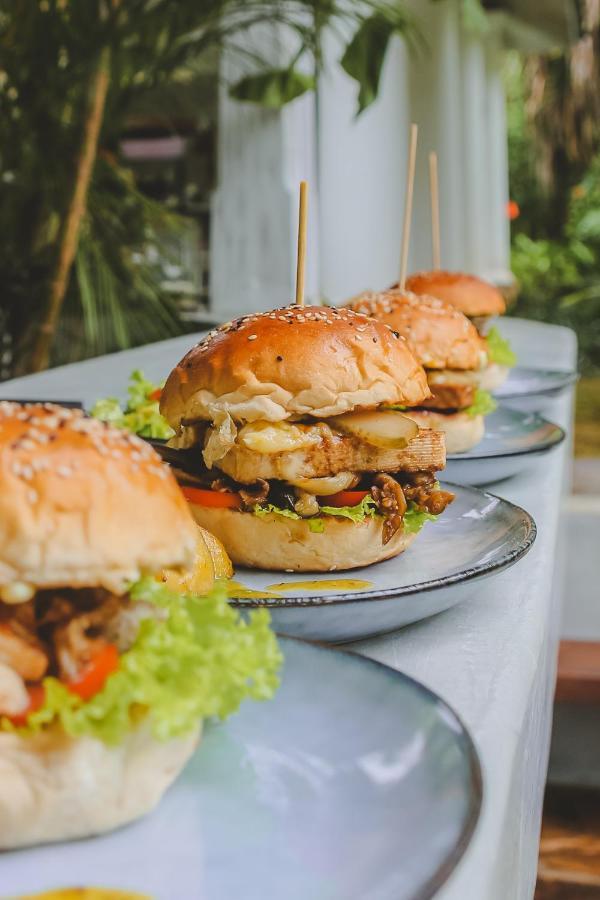 Good Story At Nirbana Island Bed & Breakfast อาฮานกามา ภายนอก รูปภาพ